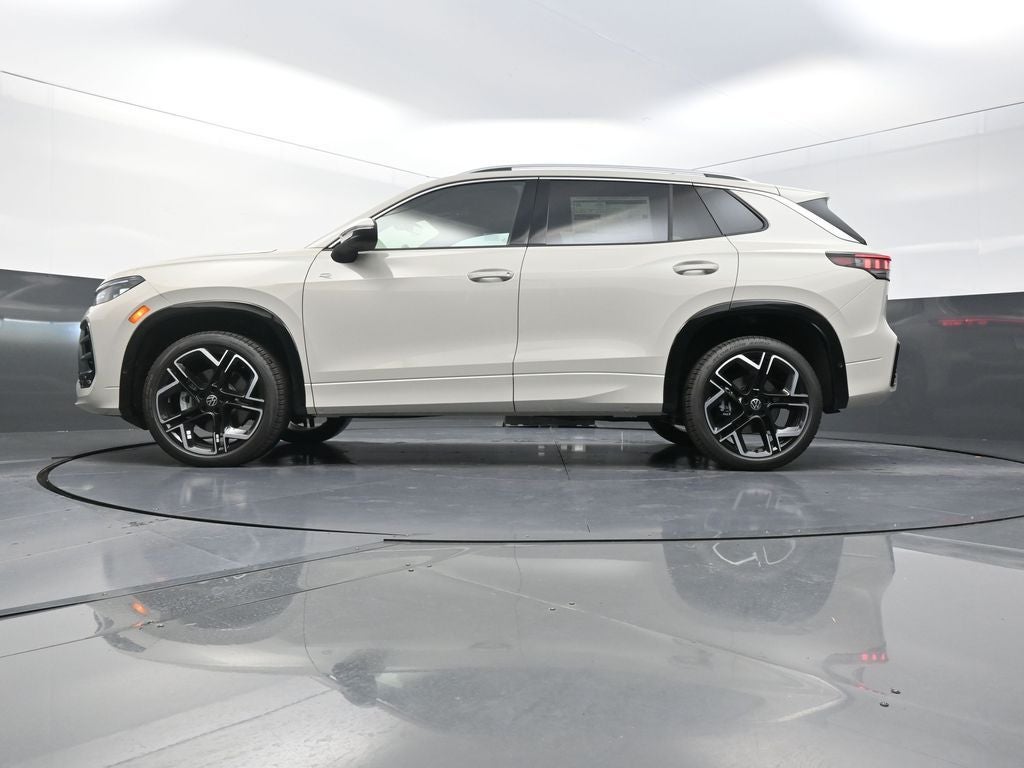 2026 Volkswagen Tiguan 2.0T SEL R-Line Turbo