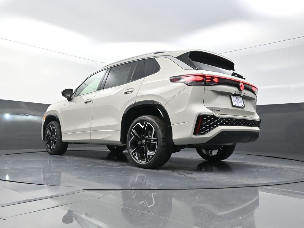 2026 Volkswagen Tiguan 2.0T SEL R-Line Turbo