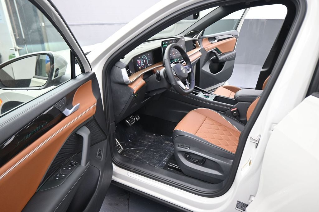 2026 Volkswagen Tiguan 2.0T SEL R-Line Turbo