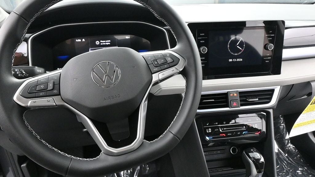 2026 Volkswagen Taos 1.5T SE