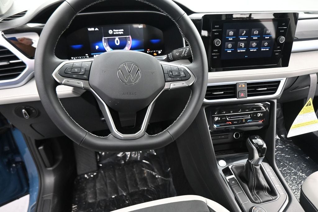 2026 Volkswagen Taos 1.5T SE