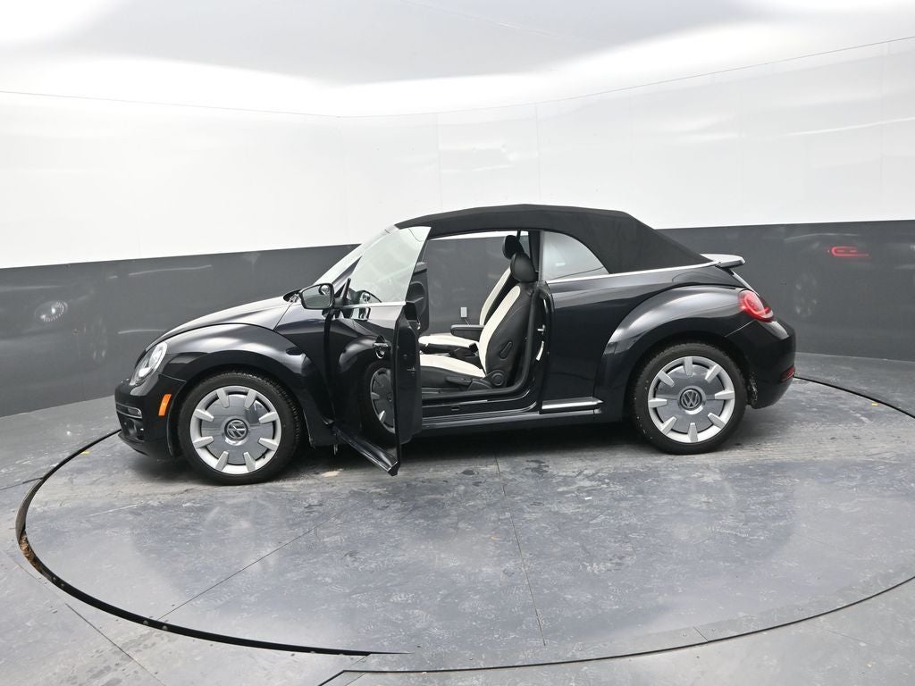 2018 Volkswagen Beetle 2.0T SE
