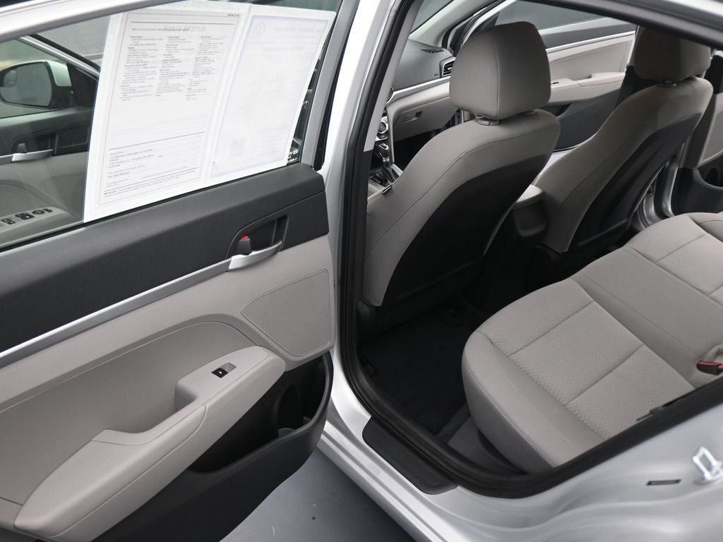 2019 Hyundai Elantra SE