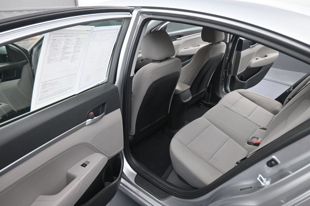 2020 Hyundai Elantra SE