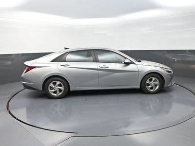 2021 Hyundai Elantra SE