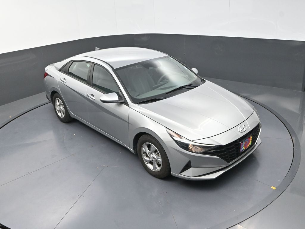 2021 Hyundai Elantra SE