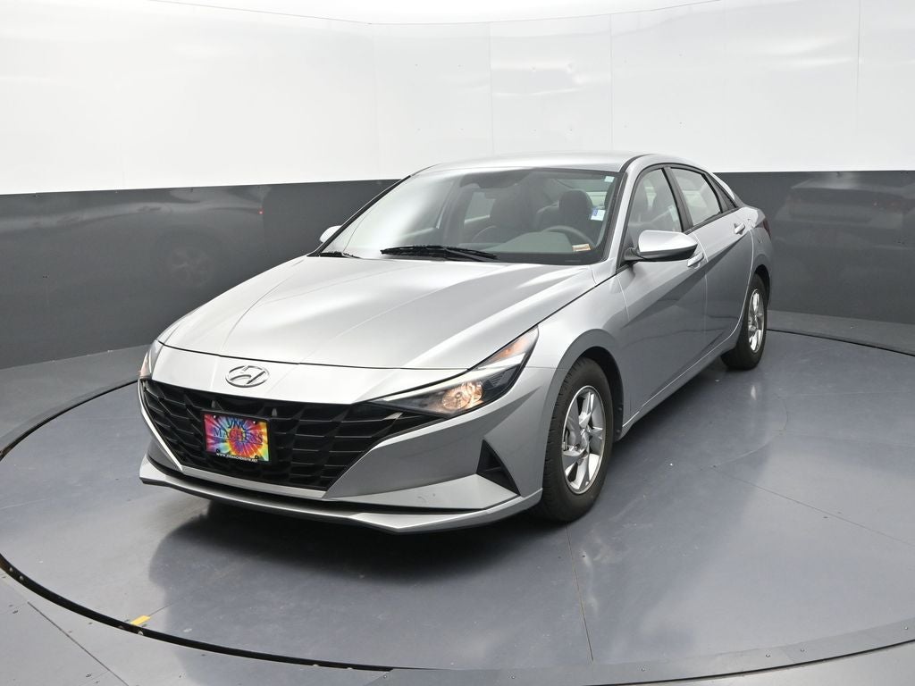 2021 Hyundai Elantra SE