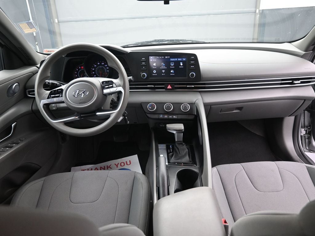 2021 Hyundai Elantra SE
