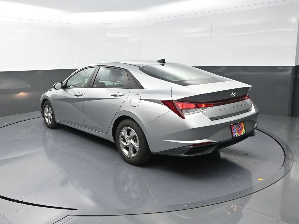 2021 Hyundai Elantra SE