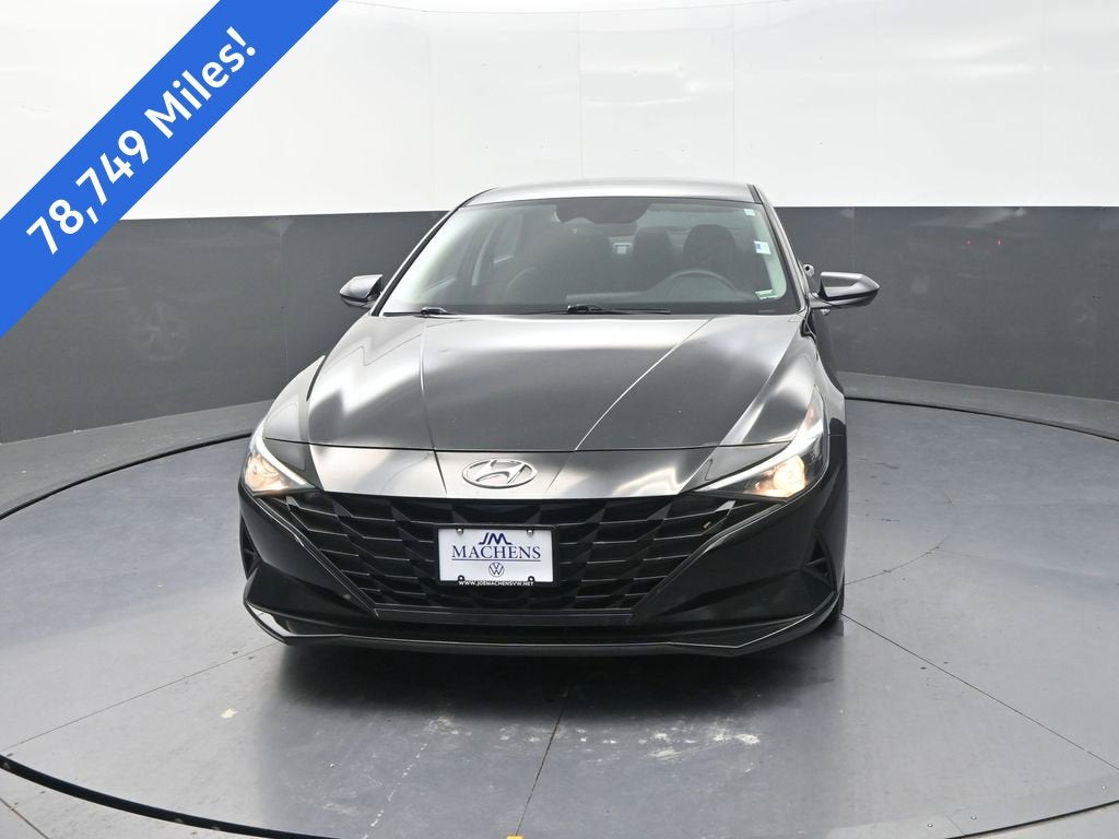2023 Hyundai Elantra SE