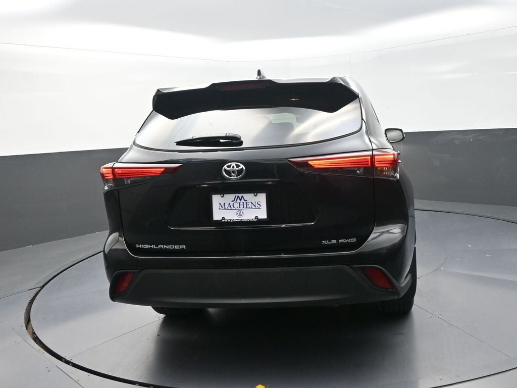 2024 Toyota Highlander XLE