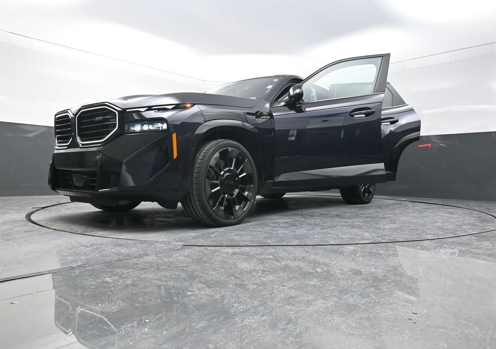 2024 BMW XM Base