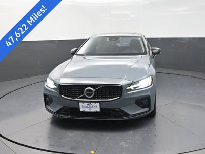2024 Volvo S60 B5 Plus Dark Theme
