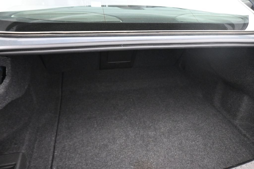 2024 Volvo S60 B5 Plus Dark Theme