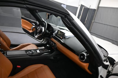 2019 FIAT 124 Spider Lusso