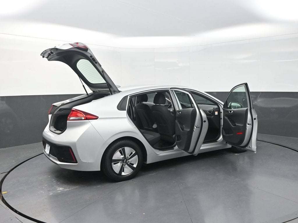 2018 Hyundai Ioniq Hybrid Blue