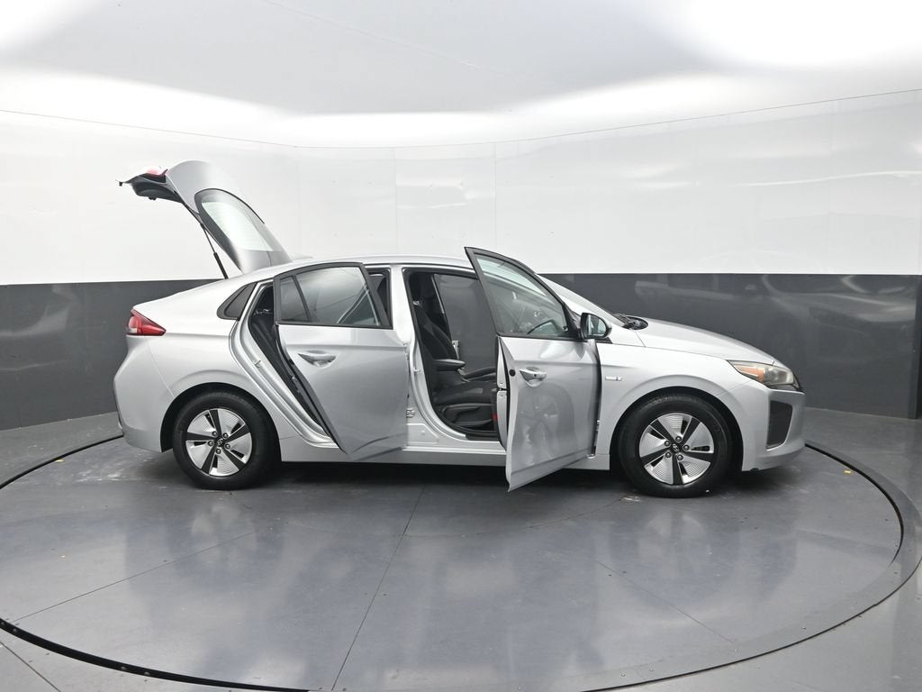 2018 Hyundai Ioniq Hybrid Blue