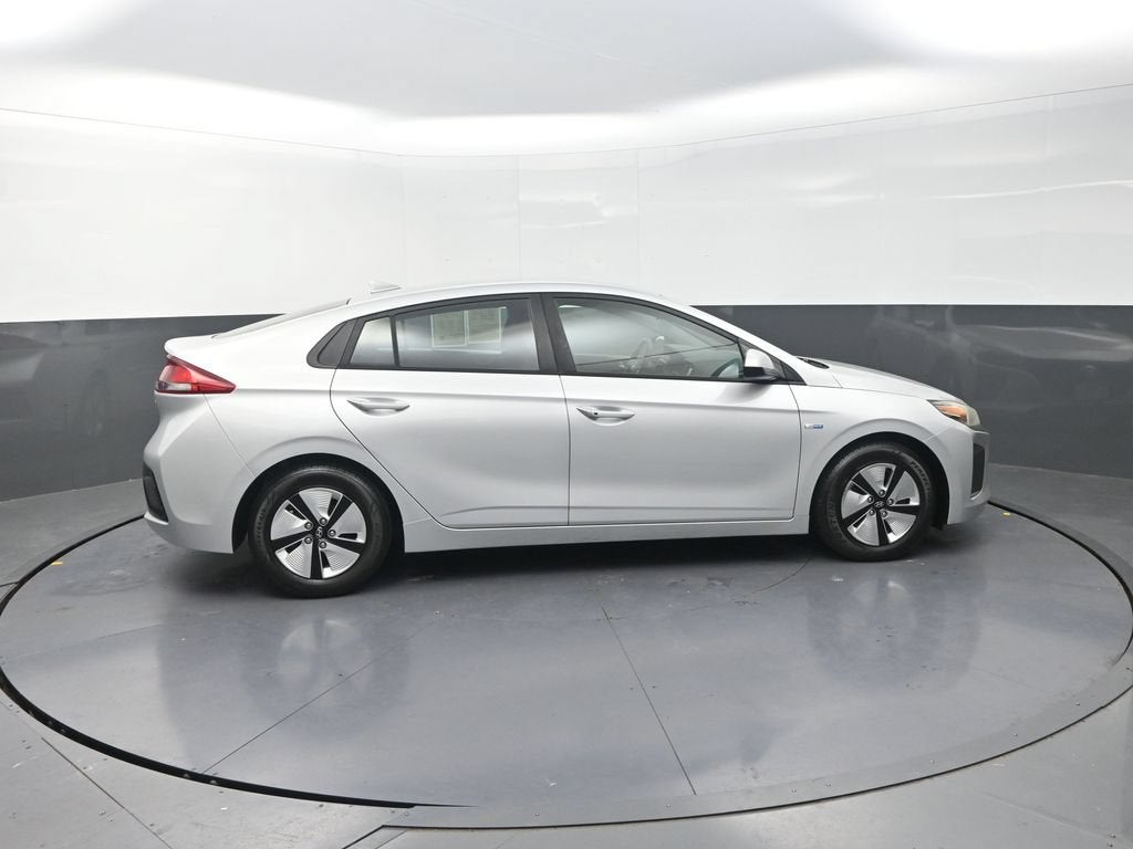 2018 Hyundai Ioniq Hybrid Blue
