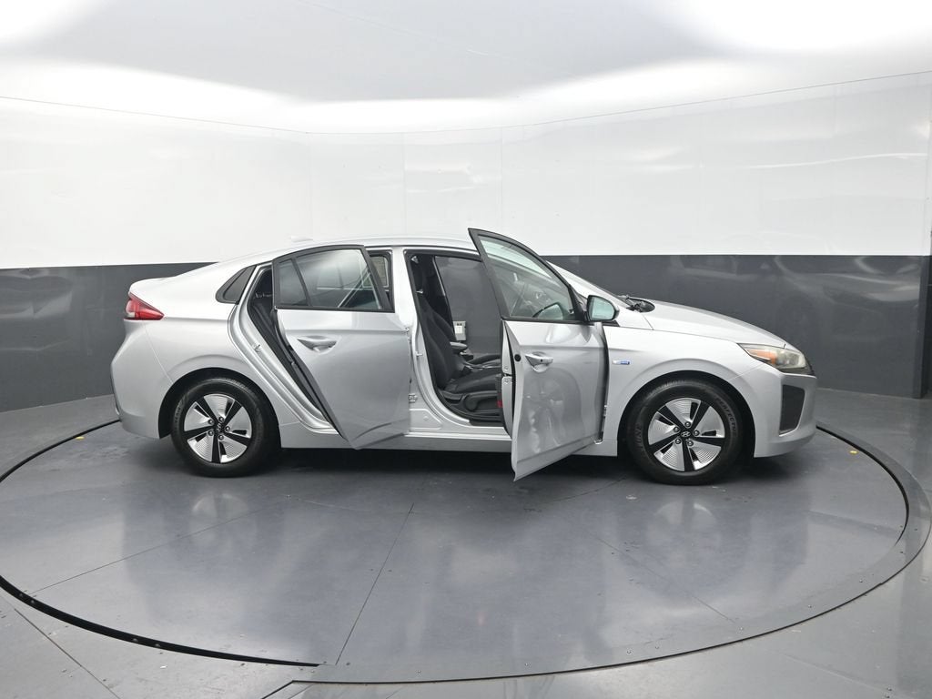 2018 Hyundai Ioniq Hybrid Blue