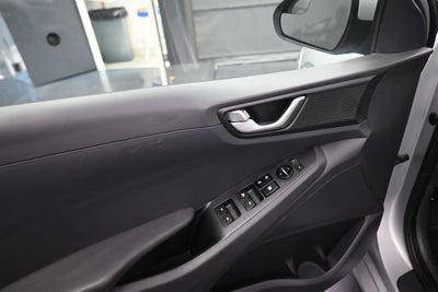 2018 Hyundai Ioniq Hybrid Blue