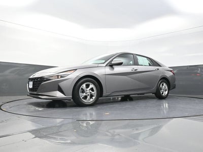 2023 Hyundai Elantra SE