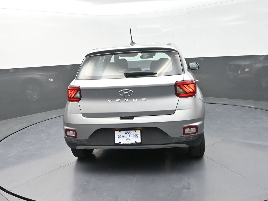 2023 Hyundai Venue SE