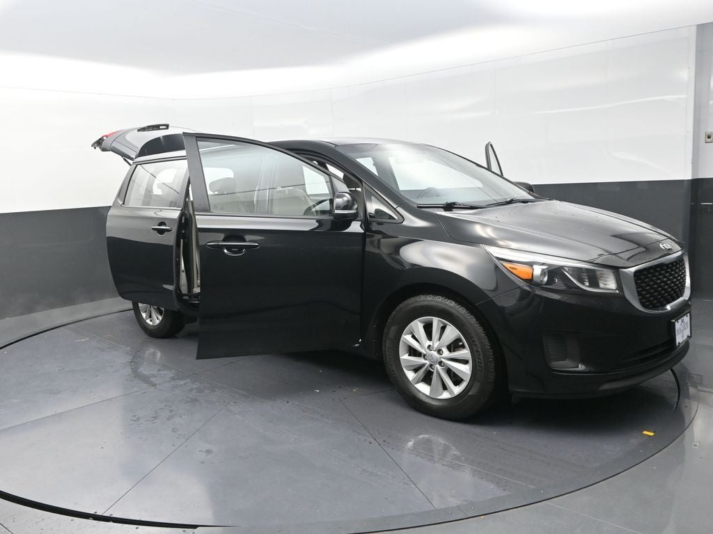 2018 Kia Sedona L