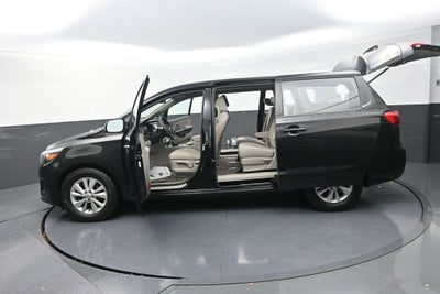 2018 Kia Sedona L
