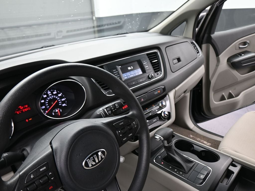 2018 Kia Sedona L