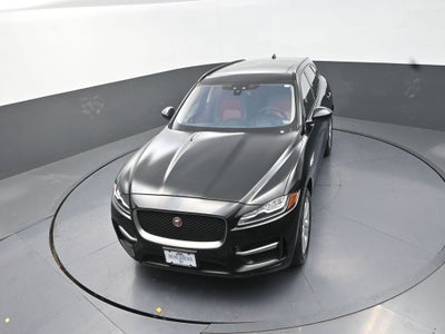 2017 Jaguar F-PACE 35t R-Sport