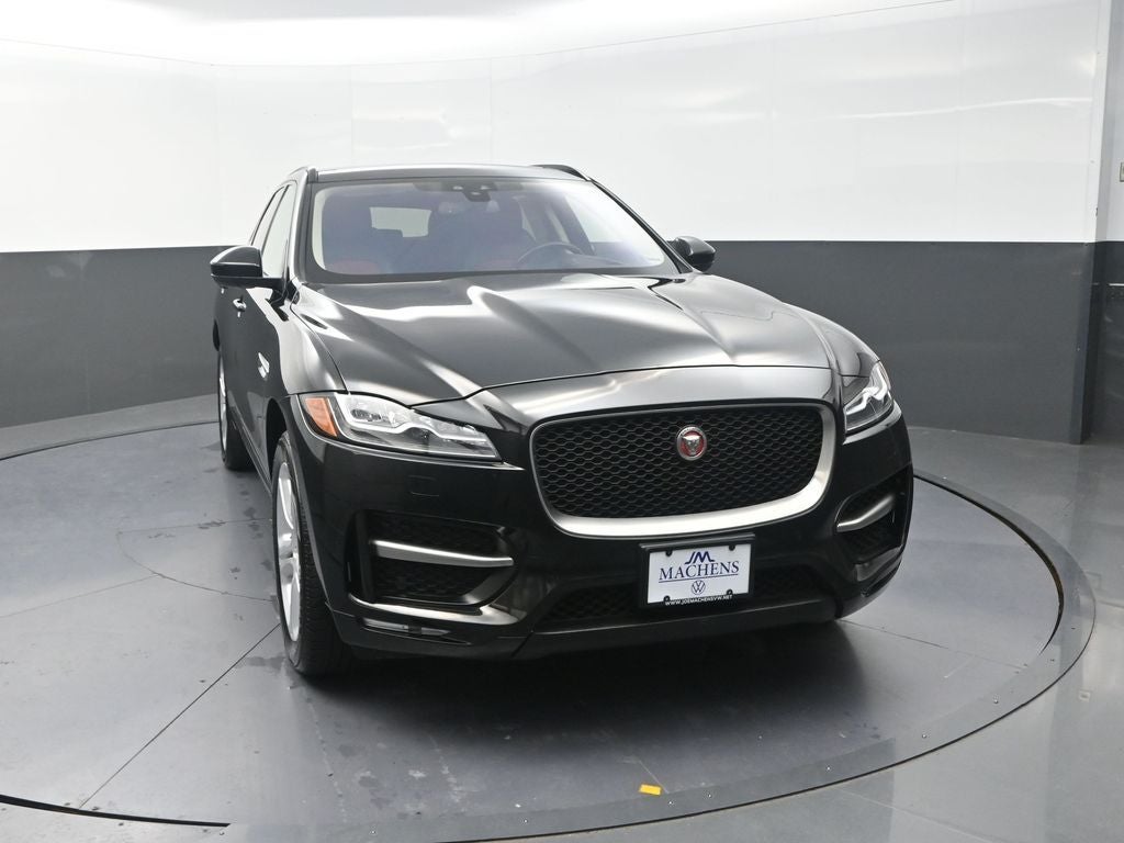 2017 Jaguar F-PACE 35t R-Sport