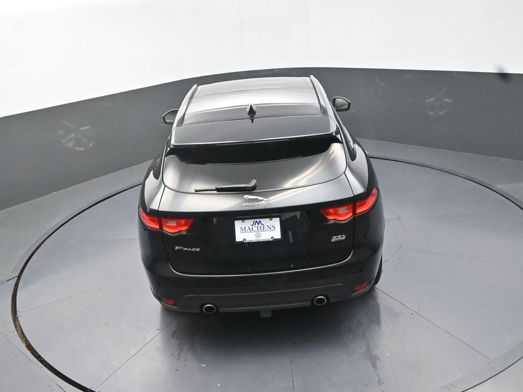 2017 Jaguar F-PACE 35t R-Sport