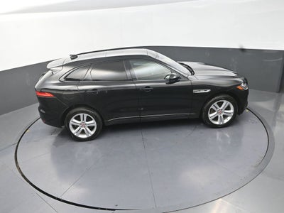 2017 Jaguar F-PACE 35t R-Sport