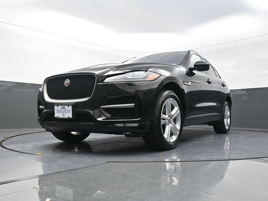 2017 Jaguar F-PACE 35t R-Sport