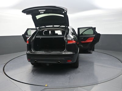 2017 Jaguar F-PACE 35t R-Sport