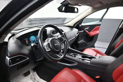 2017 Jaguar F-PACE 35t R-Sport