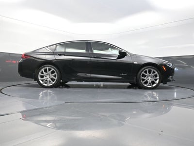2019 Buick Regal Avenir