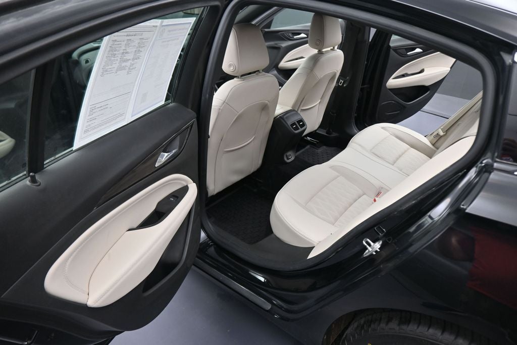 2019 Buick Regal Avenir