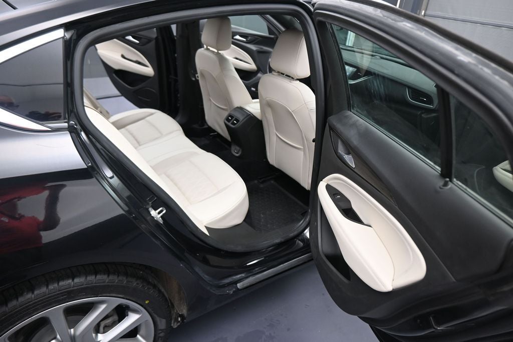 2019 Buick Regal Avenir