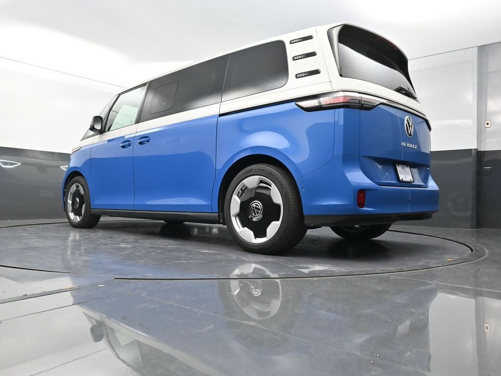 2025 Volkswagen ID. Buzz Pro S Plus