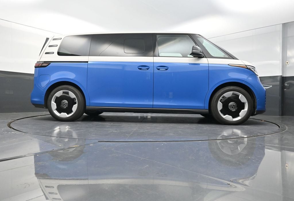 2025 Volkswagen ID. Buzz Pro S Plus