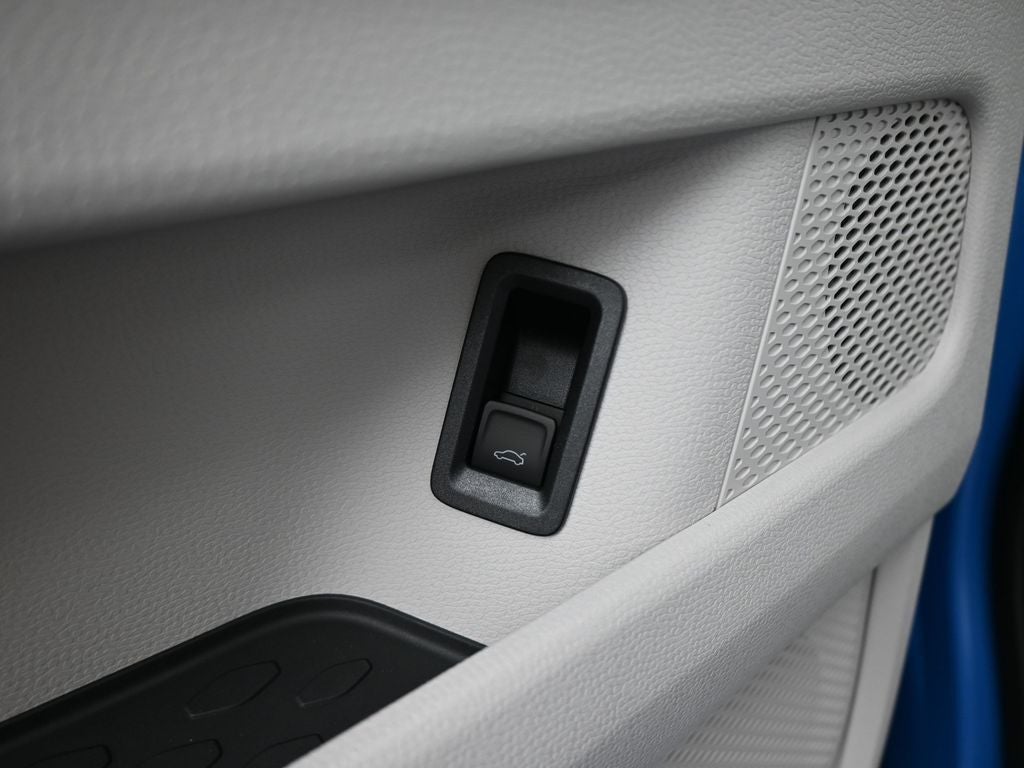 2025 Volkswagen ID. Buzz Pro S Plus