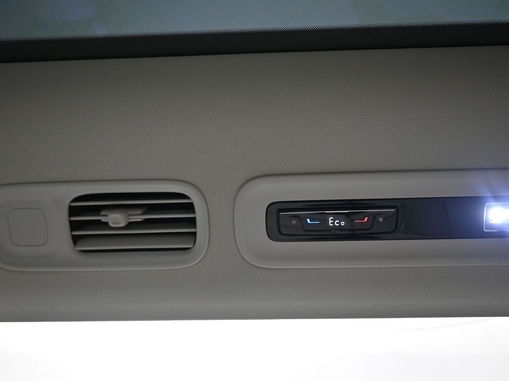 2025 Volkswagen ID. Buzz Pro S Plus