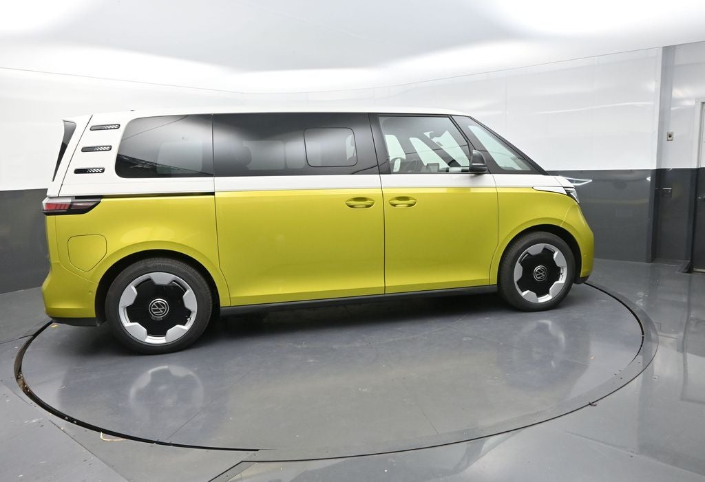 2025 Volkswagen ID. Buzz Pro S Plus