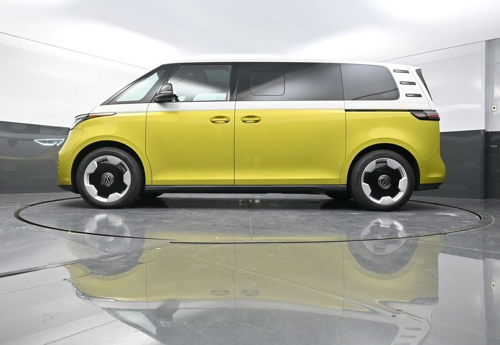 2025 Volkswagen ID. Buzz Pro S Plus