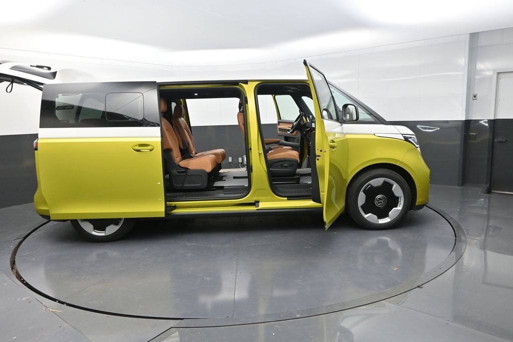 2025 Volkswagen ID. Buzz Pro S Plus