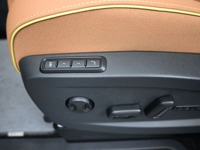 2025 Volkswagen ID. Buzz Pro S Plus