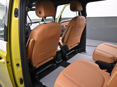 2025 Volkswagen ID. Buzz Pro S Plus