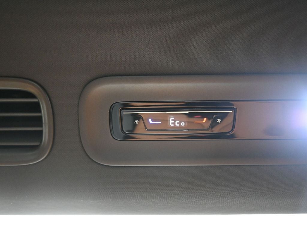 2025 Volkswagen ID. Buzz Pro S Plus