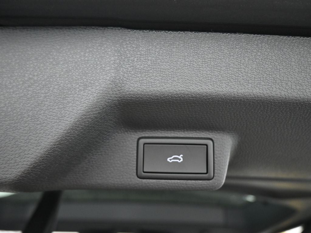 2025 Volkswagen ID. Buzz Pro S Plus